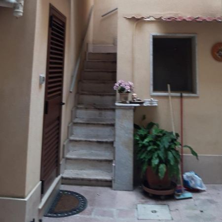 Casa Ale Bed & Breakfast Brindisi Exterior foto